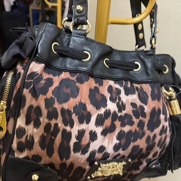 Leopard Print Designer Handbag - Picture 6 of 16